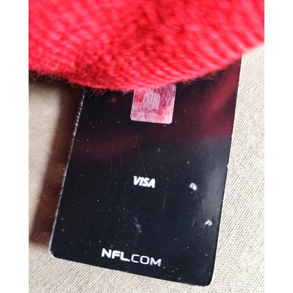 Stay Warm in Style with Foco Forever Collectibles NFL Patriots Scarf - Picture 4 of 11